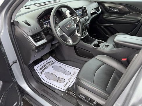Used 2024 GMC Terrain SLT w/ Infotainment Package II image 15