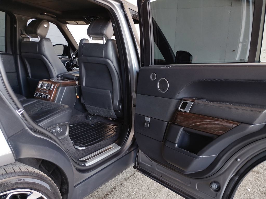Used 2017 Land Rover Range Rover Long Wheelbase Supercharged AWD/4WD image 15