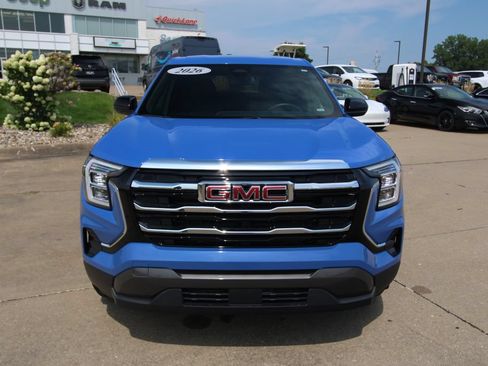 Used 2026 GMC Terrain Elevation FWD image 2