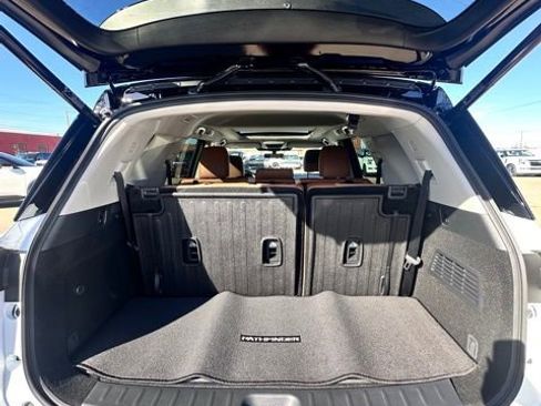 New 2026 Nissan Pathfinder Platinum w/ Cargo Package image 9
