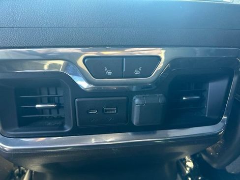 Used 2019 GMC Sierra 1500 Denali w/ Denali Ultimate Package AWD/4WD image 21