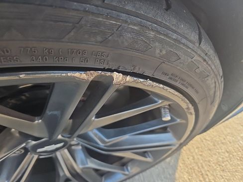 Used 2017 Chevrolet Camaro ZL1 image 15