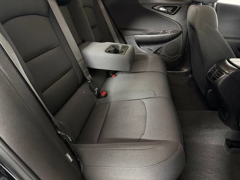 Used 2025 Chevrolet Malibu LT FWD image 19
