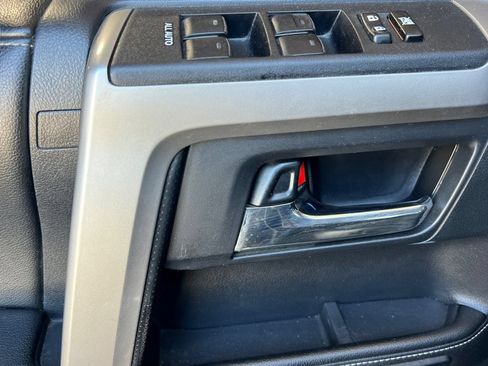 Used 2014 Toyota 4Runner Limited AWD/4WD image 11