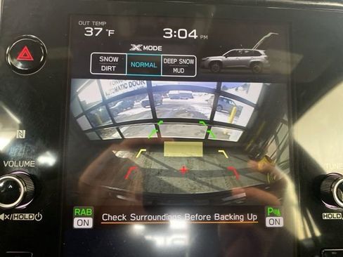 Certified 2025 Subaru Forester Limited image 18