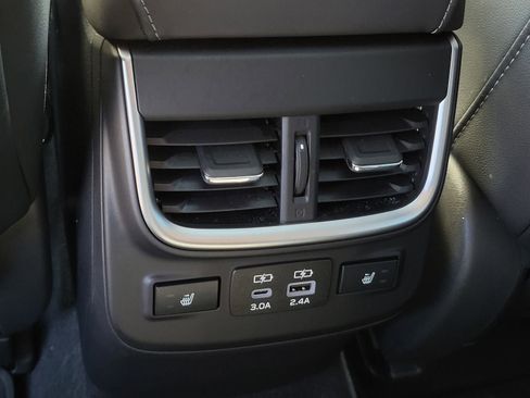 Certified 2023 Subaru Outback Touring AWD/4WD image 15