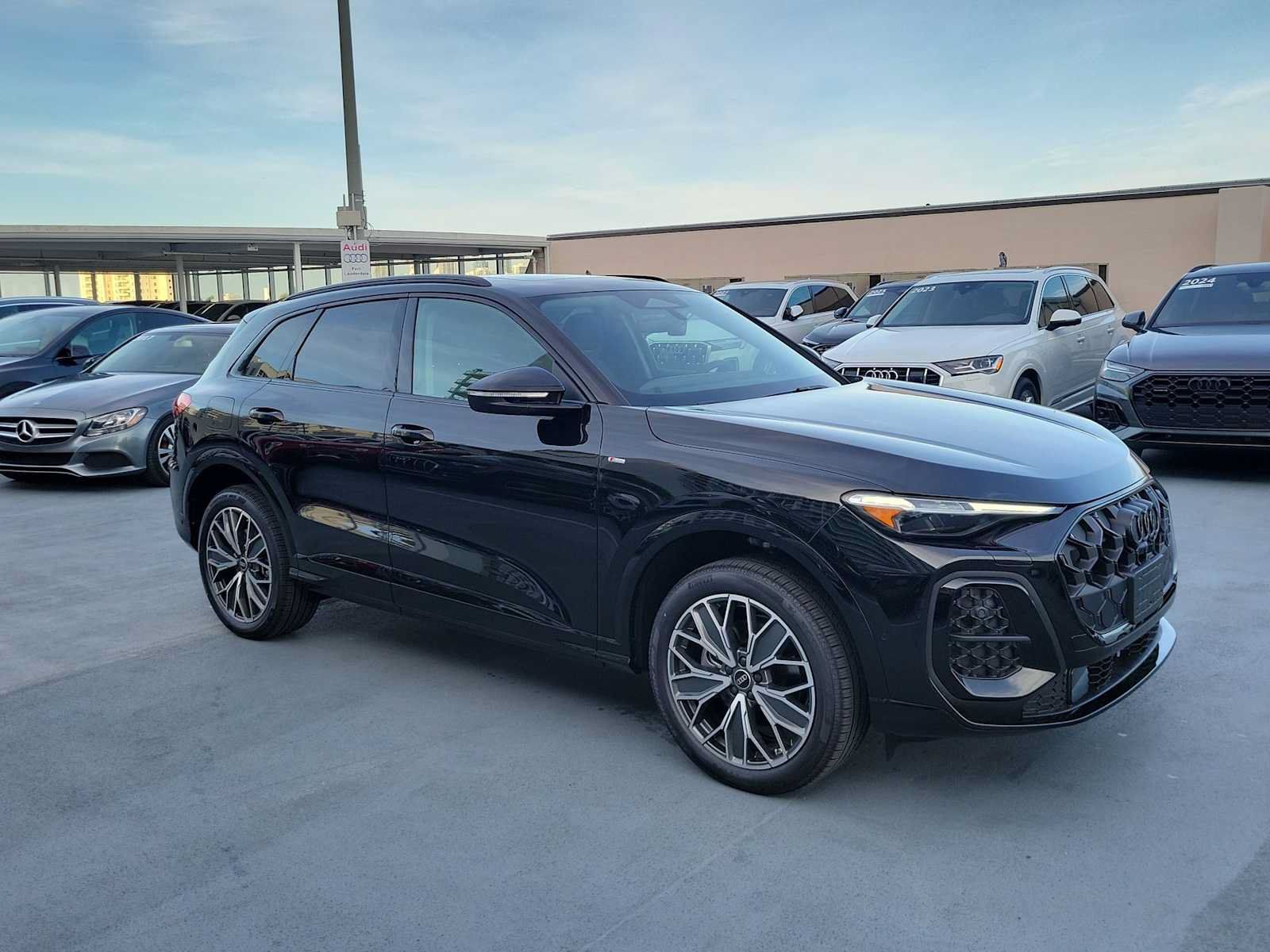 New 2026 Audi Q5 Premium Plus AWD/4WD image 8