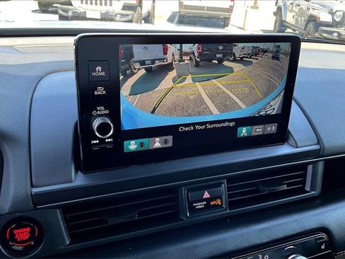 Used 2025 Honda Pilot TrailSport image 21