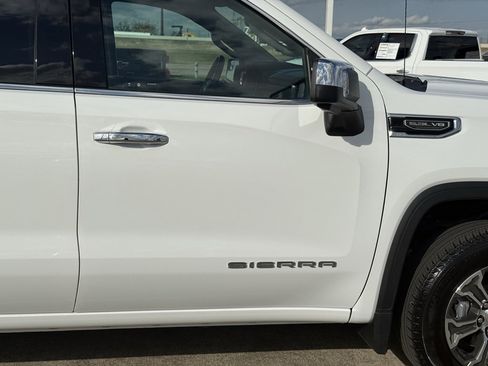 Used 2024 GMC Sierra 1500 SLT image 8