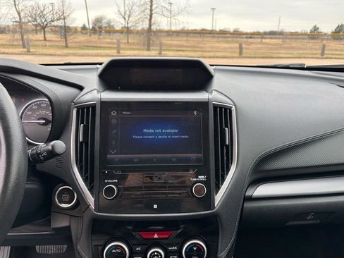 Used 2020 Subaru Forester Limited w/ Popular Package #3 image 16