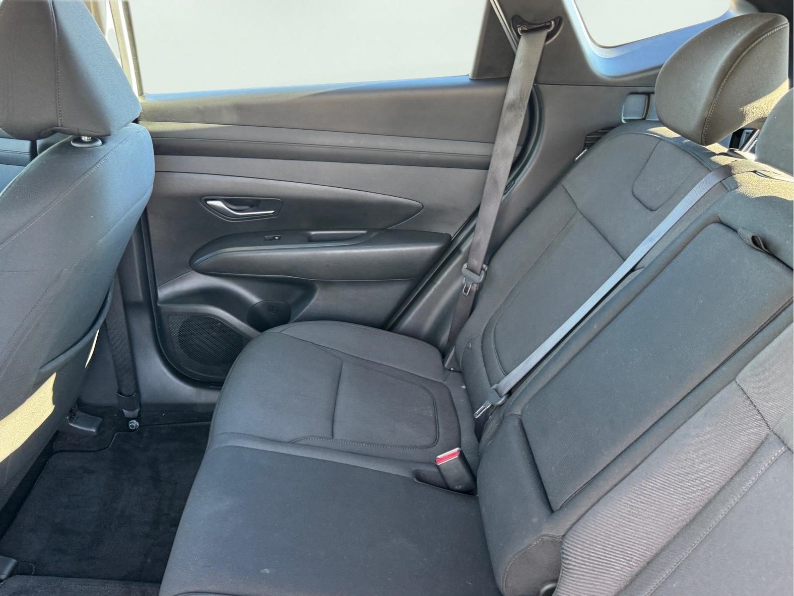 Certified 2025 Hyundai Tucson SE FWD image 10