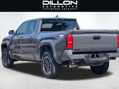 Used 2025 Toyota Tacoma TRD Sport AWD/4WD image 6