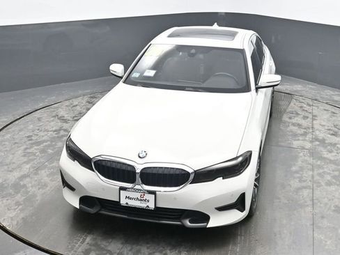 Used 2020 BMW 330i xDrive Sedan w/ Convenience Package image 17