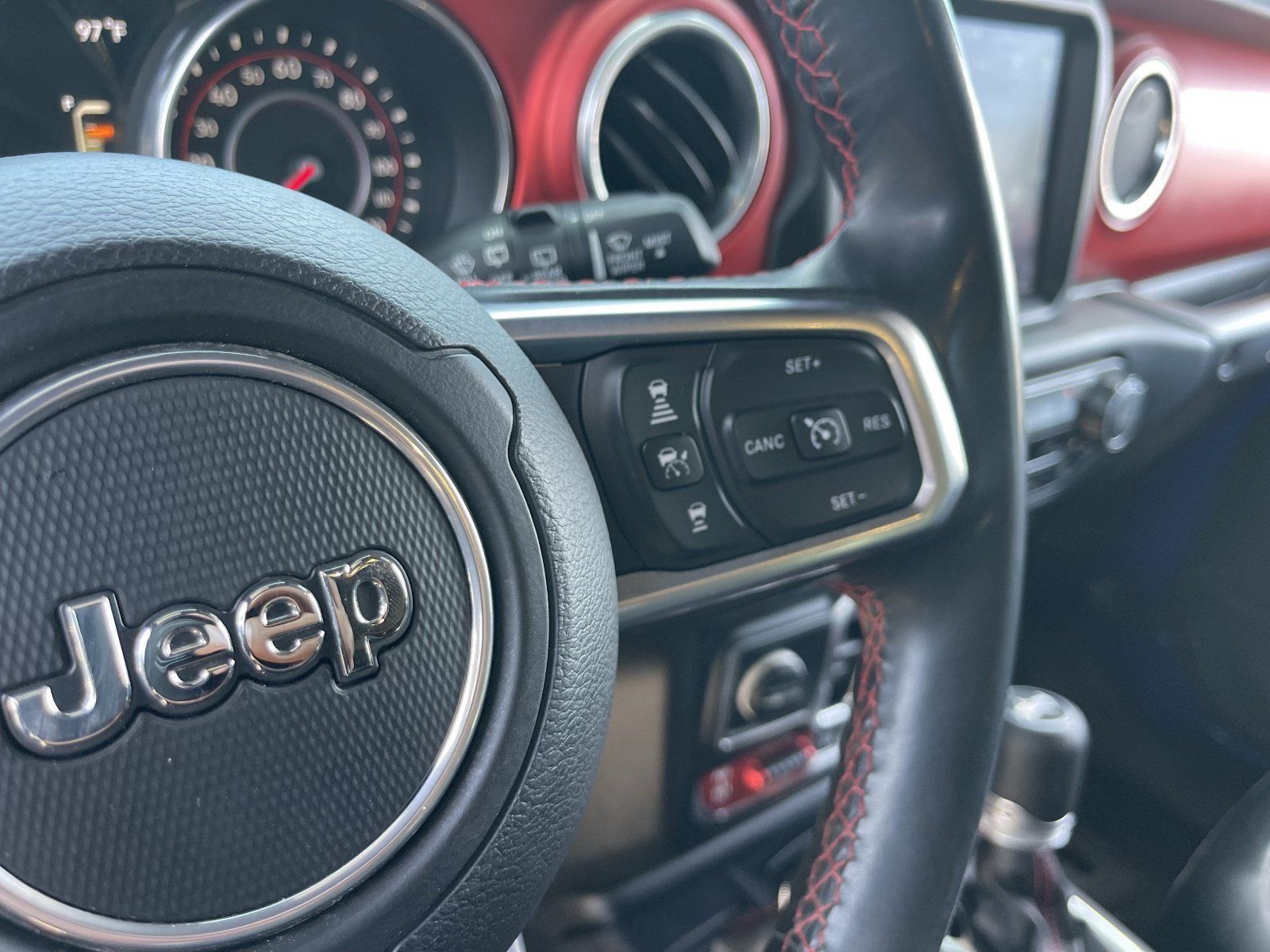 Used 2019 Jeep Wrangler Unlimited Rubicon AWD/4WD image 24