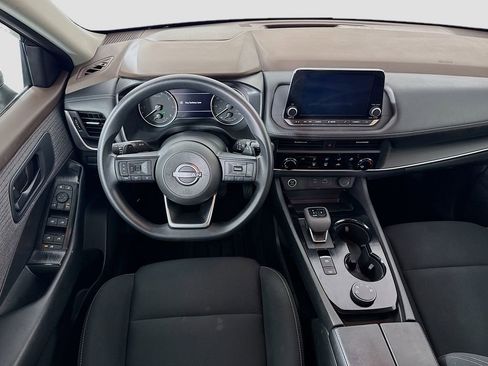 Used 2023 Nissan Rogue S image 21