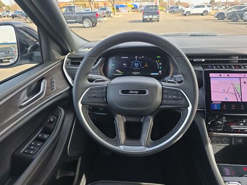 Used 2025 Jeep Grand Cherokee Limited 4xe w/ Trailer Tow Package image 46