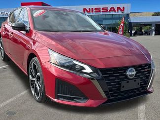 Used 2023 Nissan Altima 2.5 SR w/ SR Premium Package video 1