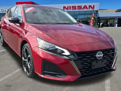 Used 2023 Nissan Altima 2.5 SR w/ SR Premium Package