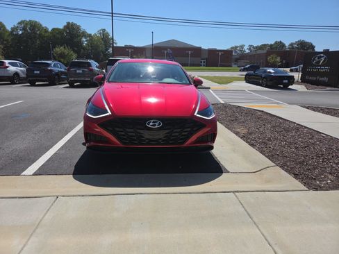 Used 2020 Hyundai Sonata SEL FWD image 2