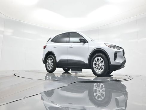 New 2025 Ford Escape Active image 44