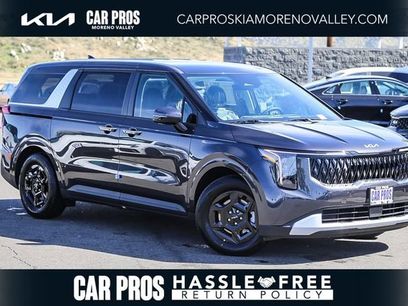 New 2026 Kia Carnival LXS