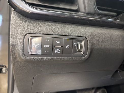 Used 2026 GMC Terrain AT4 w/ Technology Package II AWD/4WD image 34