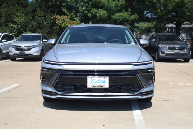New 2026 Hyundai Sonata Blue FWD image 3