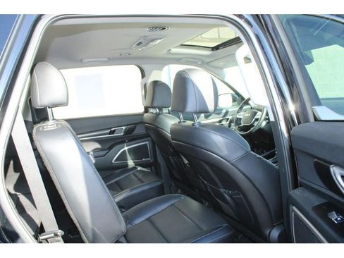 Used 2024 Kia Telluride S w/ S Sunroof Package image 12