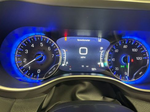 Used 2026 Chrysler Voyager LX image 27