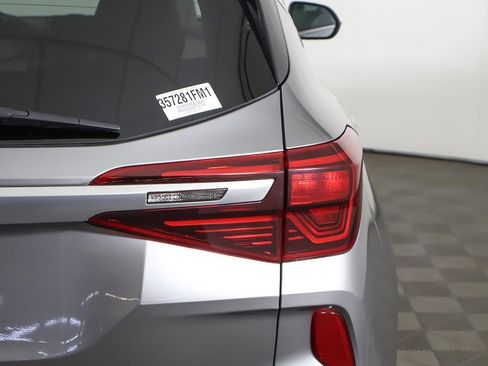 Used 2023 Kia Seltos EX image 16