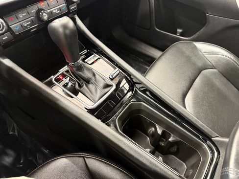 Used 2025 Jeep Compass Limited AWD/4WD image 37