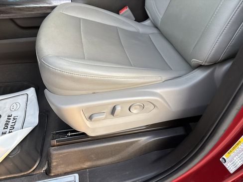 Used 2023 Chevrolet Silverado 1500 LTZ w/ LTZ Premium Package image 27