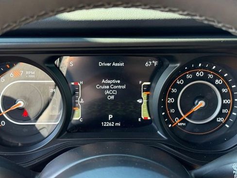 Used 2025 Jeep Wrangler Unlimited Rubicon AWD/4WD image 20