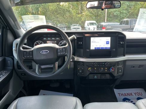 Used 2025 Ford F250 XL image 20