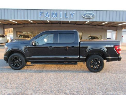 Used 2022 Ford F150 Lariat w/ Equipment Group 502A High AWD/4WD image 2