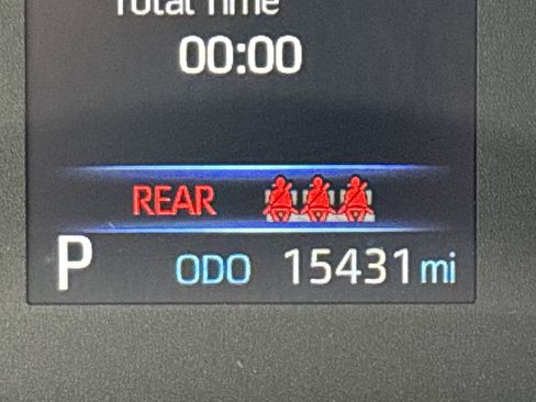 Used 2025 Toyota Corolla LE image 22