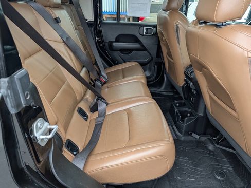 Used 2020 Jeep Gladiator Overland image 20