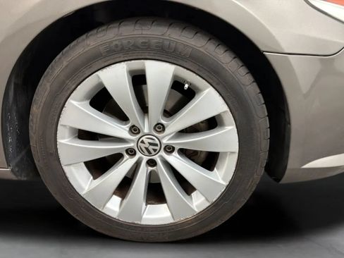 Used 2010 Volkswagen CC Sport FWD image 22