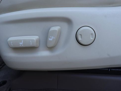 Used 2018 Lexus GX 460 Premium image 25