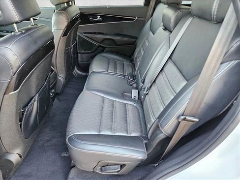 Used 2019 Kia Sorento SX image 20