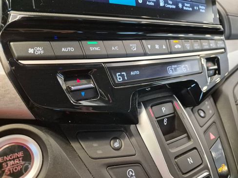 Used 2025 Honda Odyssey EX-L image 22