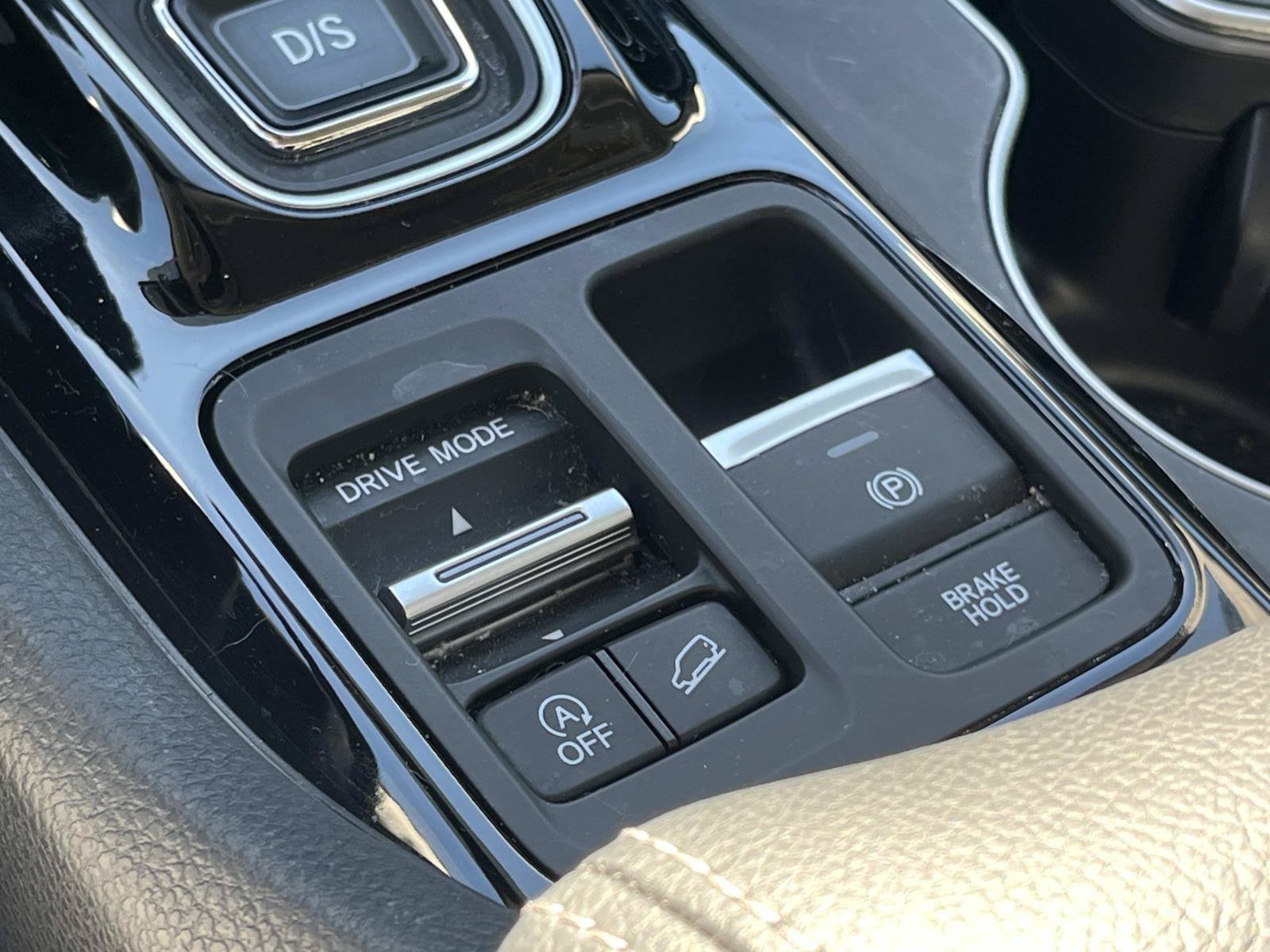 Used 2023 Honda Pilot Elite image 40