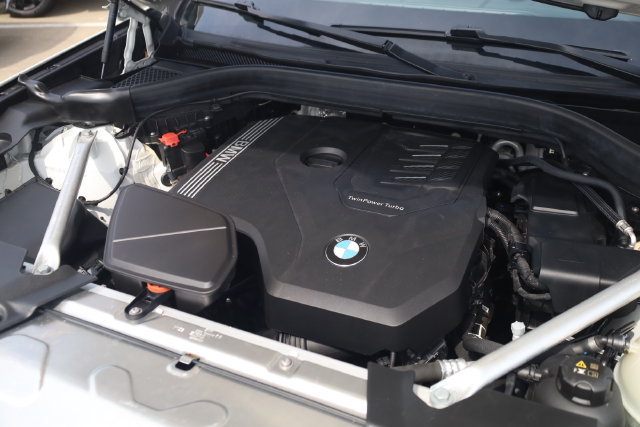 Used 2023 BMW X4 xDrive30i w/ Premium Package AWD/4WD image 11