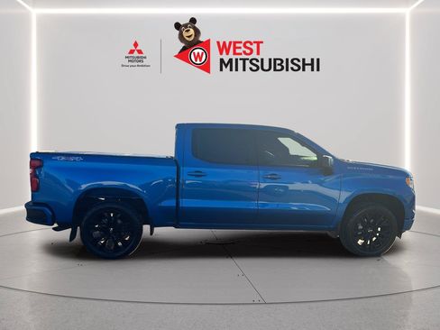 Used 2022 Chevrolet Silverado 1500 RST AWD/4WD image 6