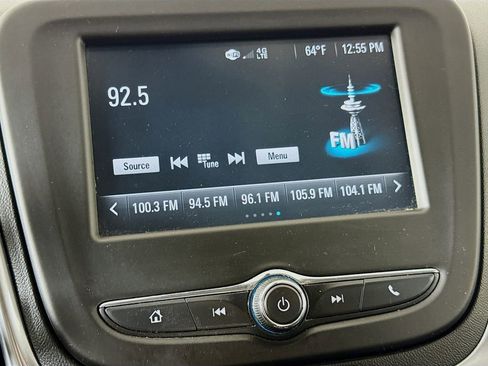 Used 2018 Chevrolet Equinox LT image 14