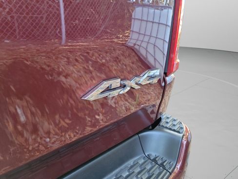 Certified 2025 RAM 1500 Tungsten AWD/4WD image 30