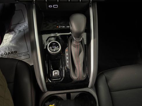 Used 2023 Chevrolet Colorado Z71 w/ Z71 Convenience Package 2 image 22