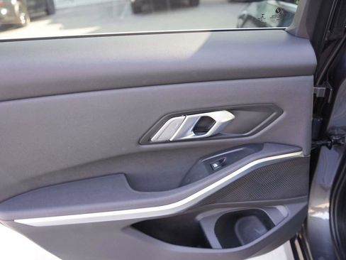 Used 2021 BMW 330e w/ Convenience Package image 9