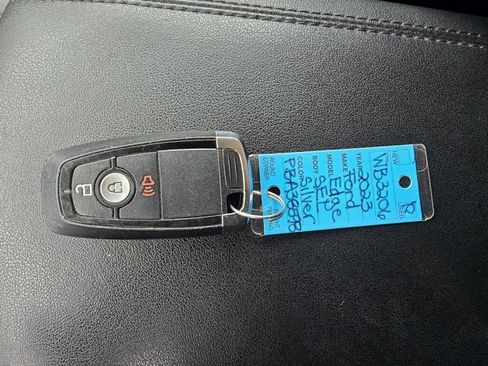 Used 2023 Ford Edge SEL image 29