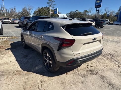 New 2026 Chevrolet Trax RS image 5